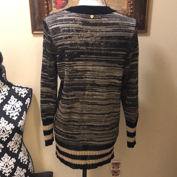 Sportsworks Studio Color block metallic gold threaded in black long cardigan - Picture 6 of 13